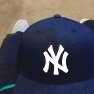 Meet your Posher, Carmine